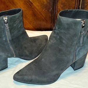 Women Micheal Kors booties boots
